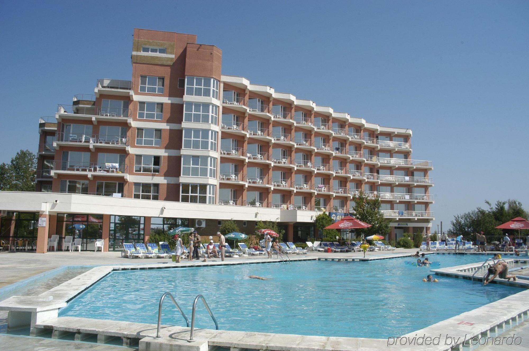 Hotel Amiral Mamaia Exterior photo